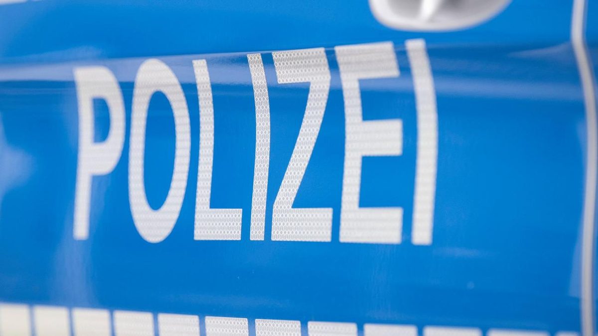 Unfall in Darmstadt: Radfahrer nach Unfall mit Straßenbahn schwer verletzt