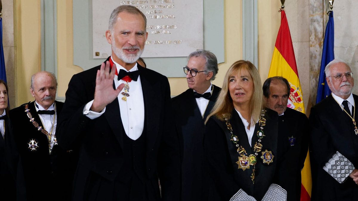 Última hora política, en directo | El Rey preside la apertura del año judicial en un ambiente de tensión por las crític…
