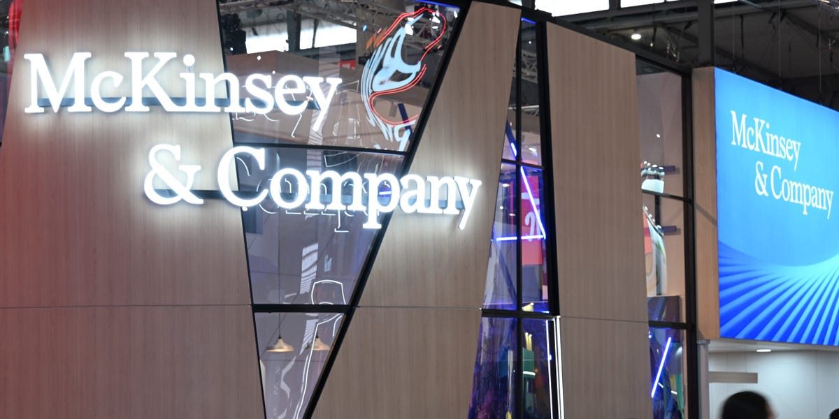 One of McKinsey's top AI leaders explains how it's stopping staff from overspending on tokens