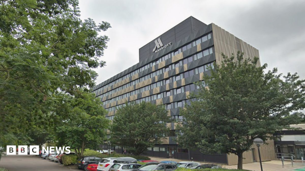 Group entered hotel of cricketers mistaken for migrants