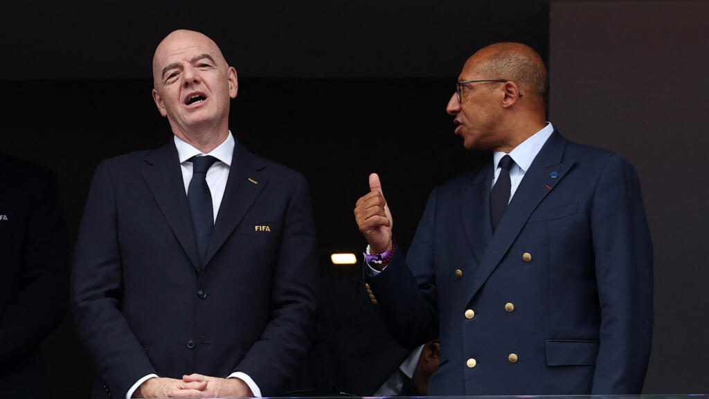 🔴 Crise à la Fifa : la Fédération française retire son soutien à Gianni Infantino (médias)