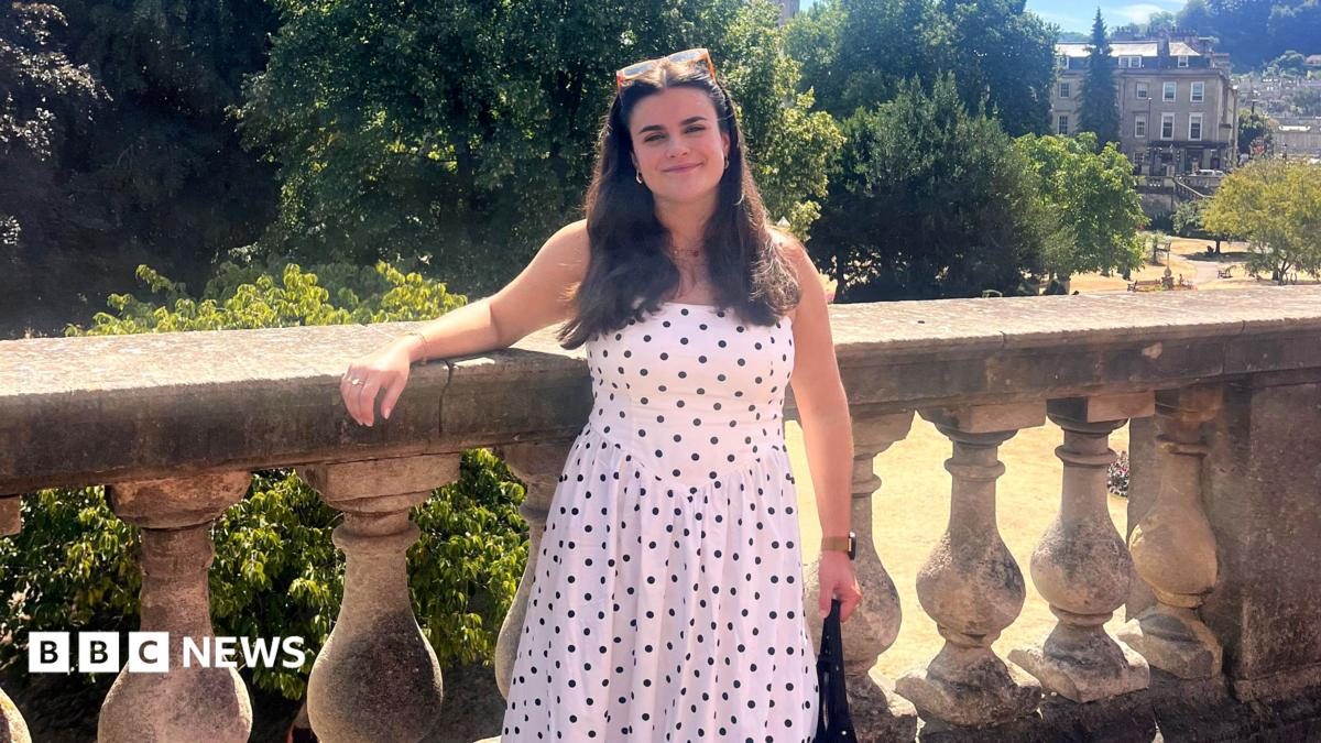 Hypermobility - the little-known 'bendy disease' that causes pain and fatigue