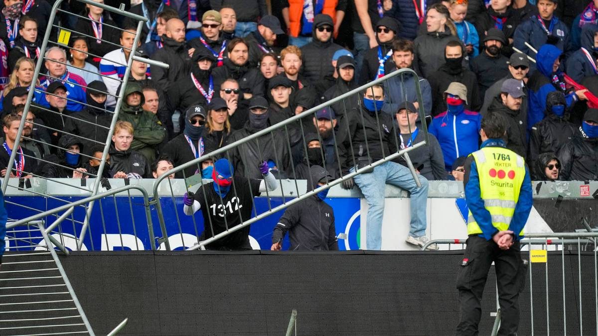 Vålerenga-fansen kastet gjerder, bluss og glass - kapteinen forsvarer supporterne