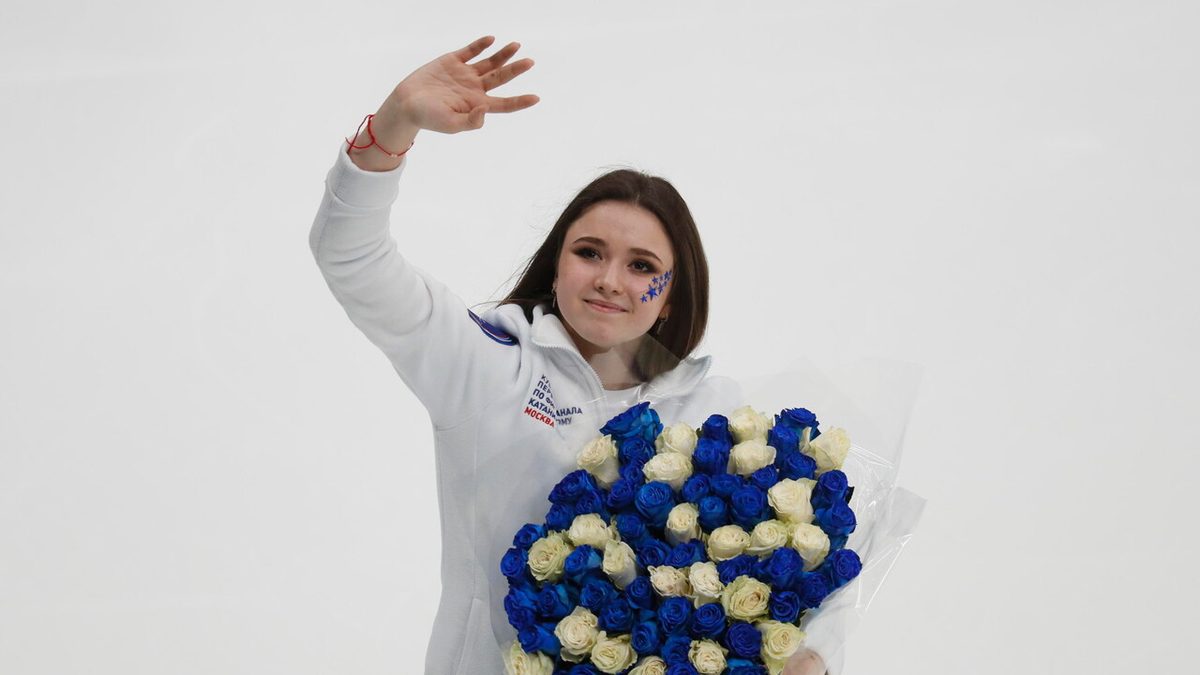 Ghiaccio: l'Isu ritira lo status d'atleta neutrale alla russa Valieva
