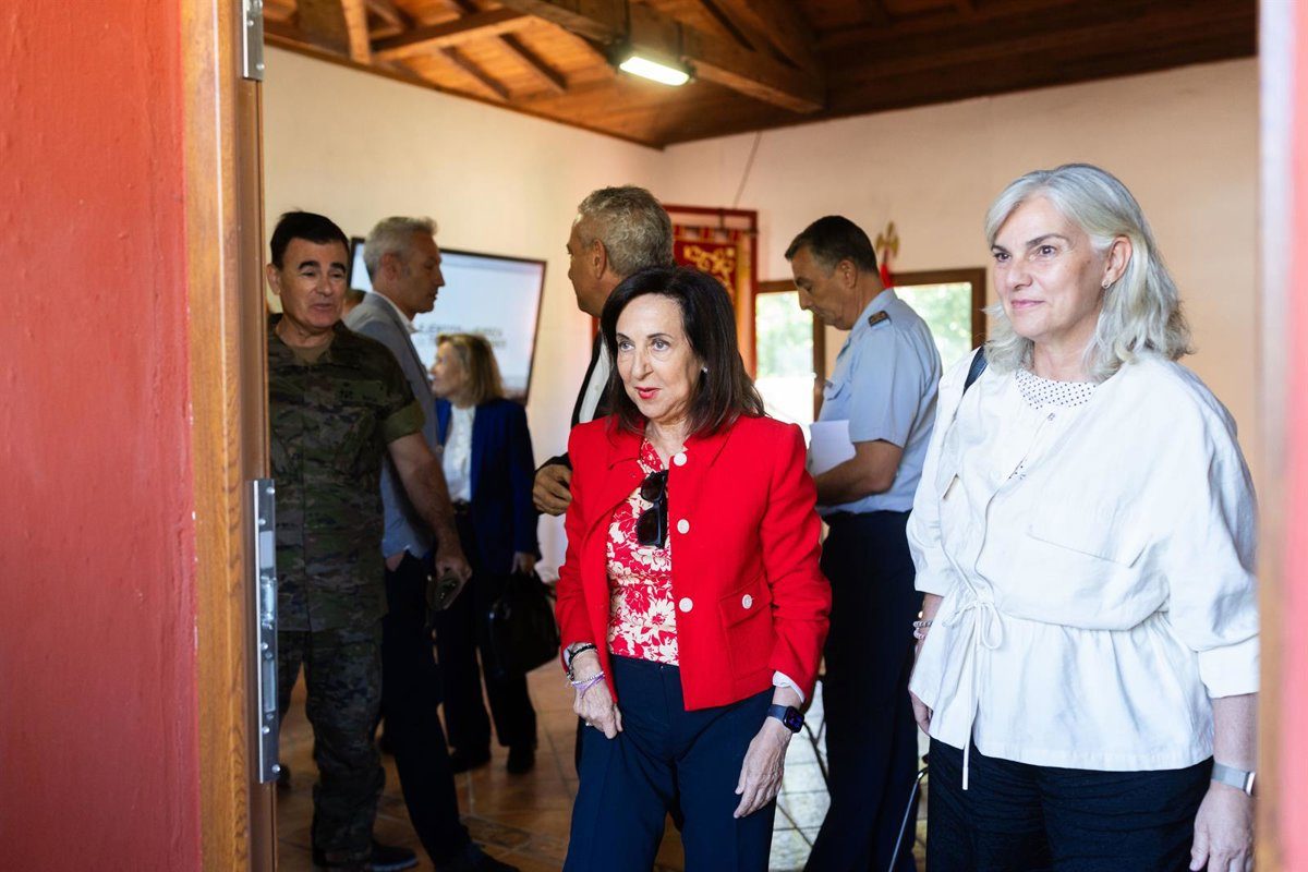 Robles afirma que la entrada masiva en Ceuta fue "imprevisible", pero apunta a que "todo se puede hacer mejor"