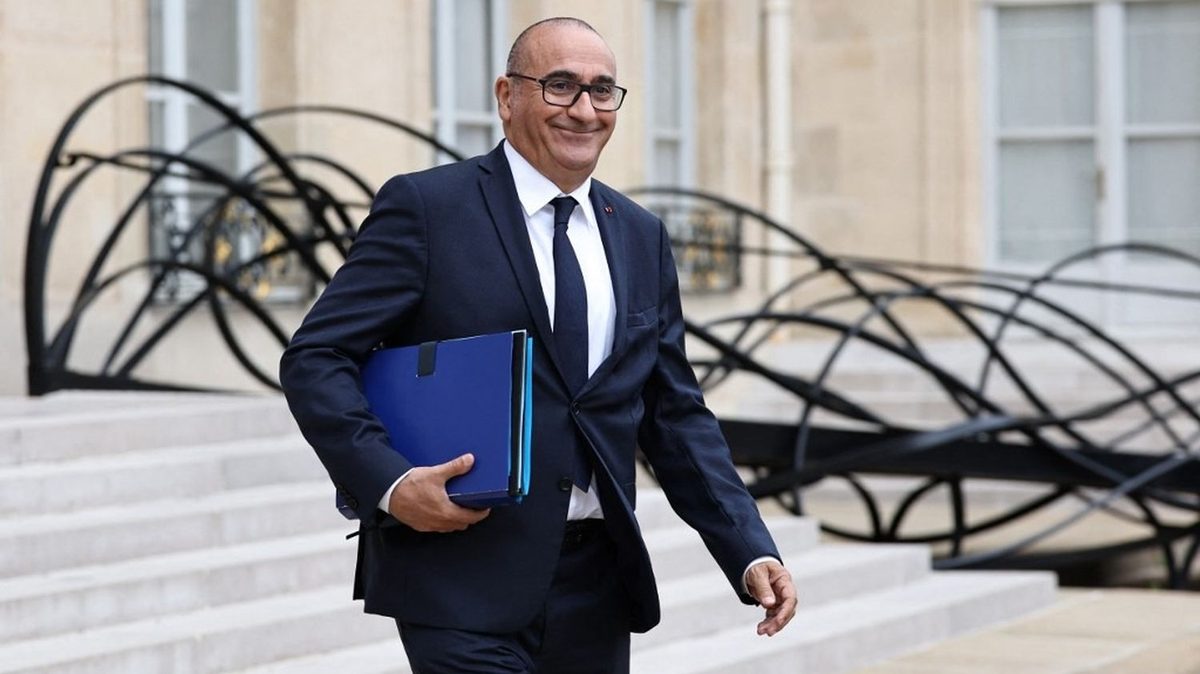 Le ministre de l'Intérieur "déplore" l'annulation d'un concert de Barbara Butch à Amiens, malgré "les garanties de sécu…