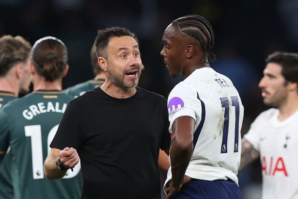 Roberto De Zerbi caught berating Tottenham star after performance branded 'disgrace'
