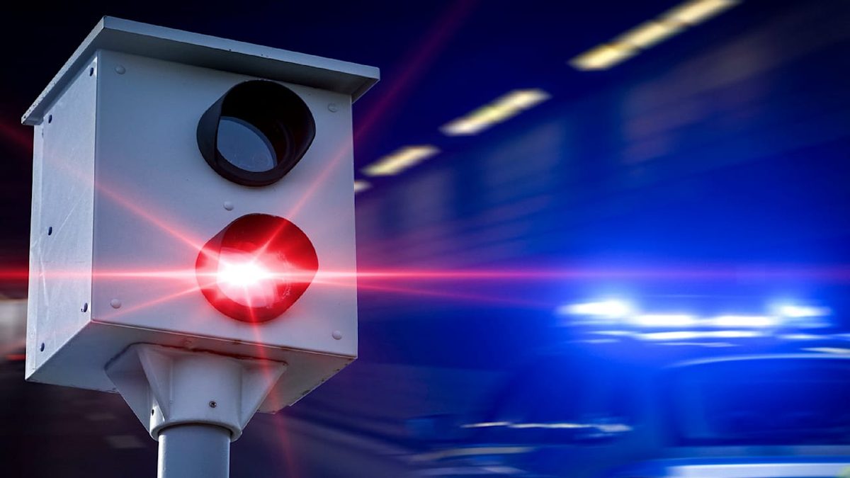 Verkehrssünder entlarvt - Diese Automarken sammeln die meisten Punkte