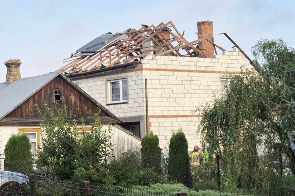 Prokuratura umorzyła śledztwo ws. zniszczenia domu w Wyrykach