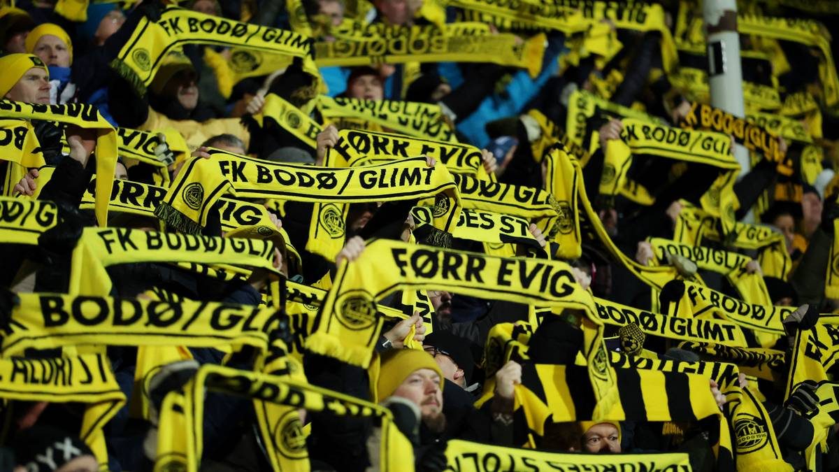 Setter opp charterfly til bortekamp i Napoli