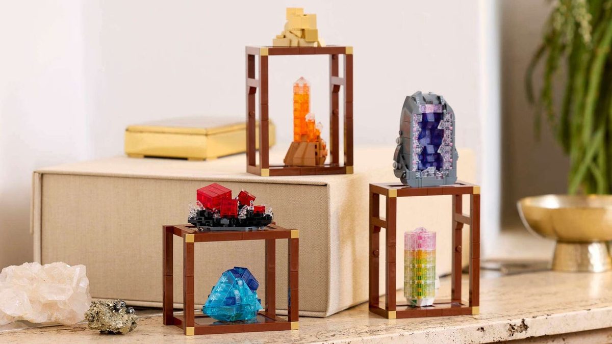 Walmart’s Dropped the LEGO Ideas Mineral Collection Down to $40 During Its Bricktember Sale