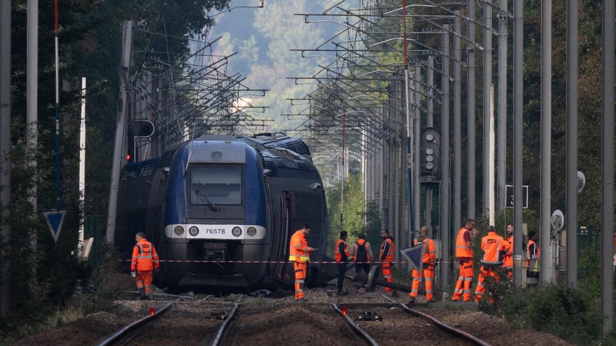 « J’ai cru que j’allais mourir » : après l’accident de TER en Normandie, les témoignages affluent dans la presse