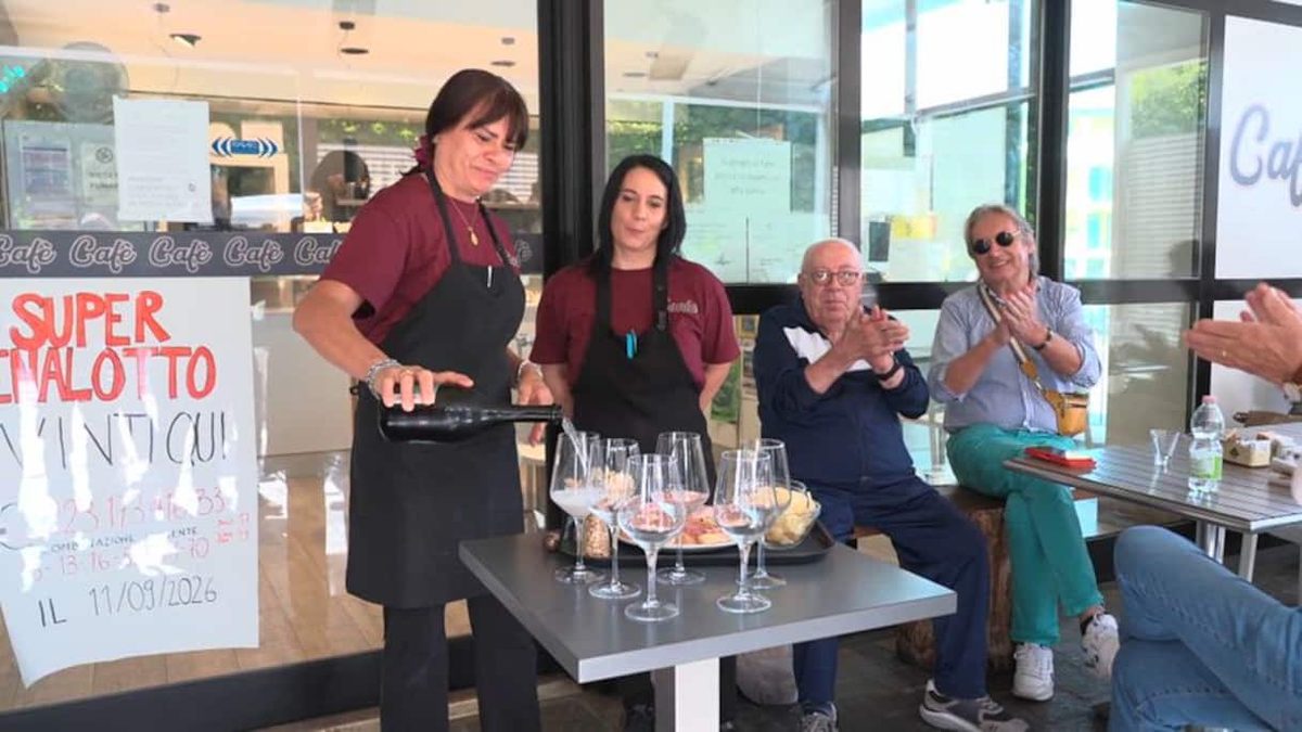 Vincita Superenalotto, centrato un "6" da 223 milioni nel lecchese