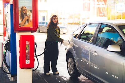 Europese gasprijs op hoogste peil sinds eind 2022 - Dieselprijs stijgt vrijdag tot boven 2,4 euro per liter