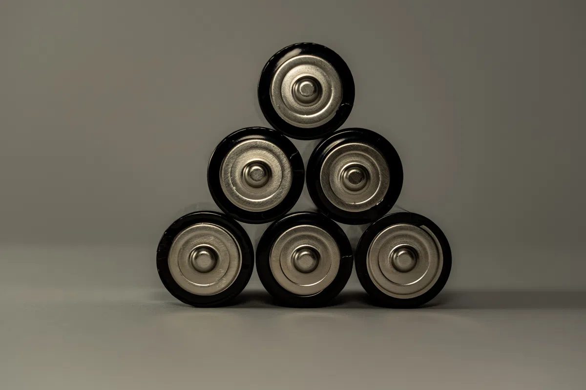 Dit flinterdunne laagje kan je batterij veel langer laten meegaan