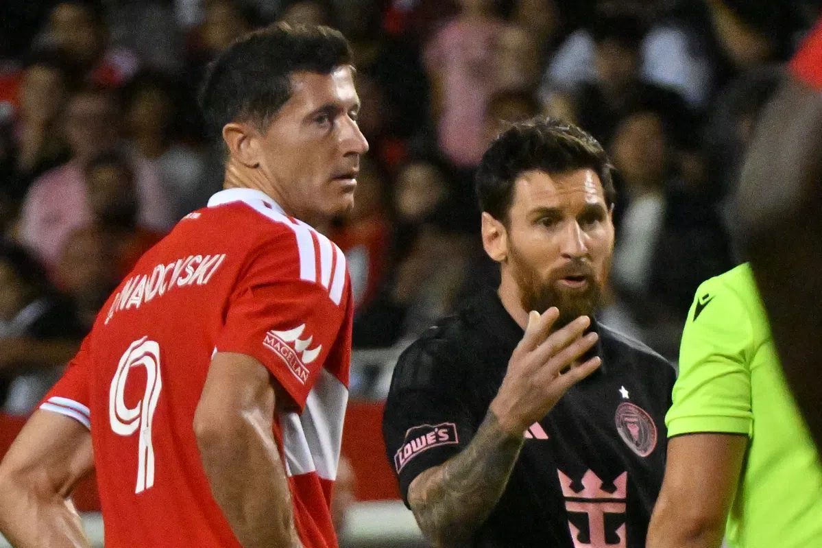 Verhitte confrontatie tussen De Paul en Lewandowski: 'Wie ben jij?'