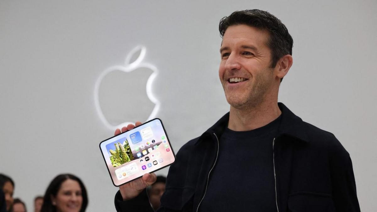 Er den nye foldbare iphone gal eller genial?
