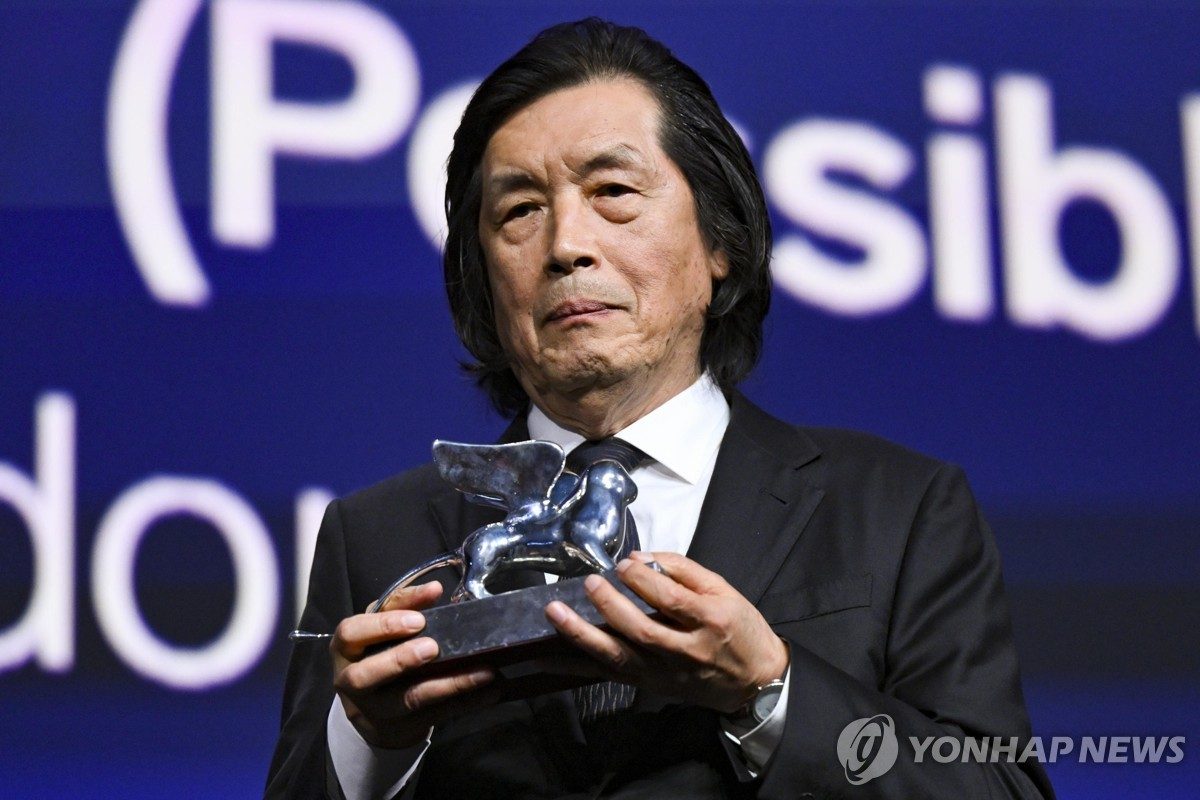이창동 '가능한 사랑', 베네치아 심사위원대상…"영화로 계속 질문"(종합)