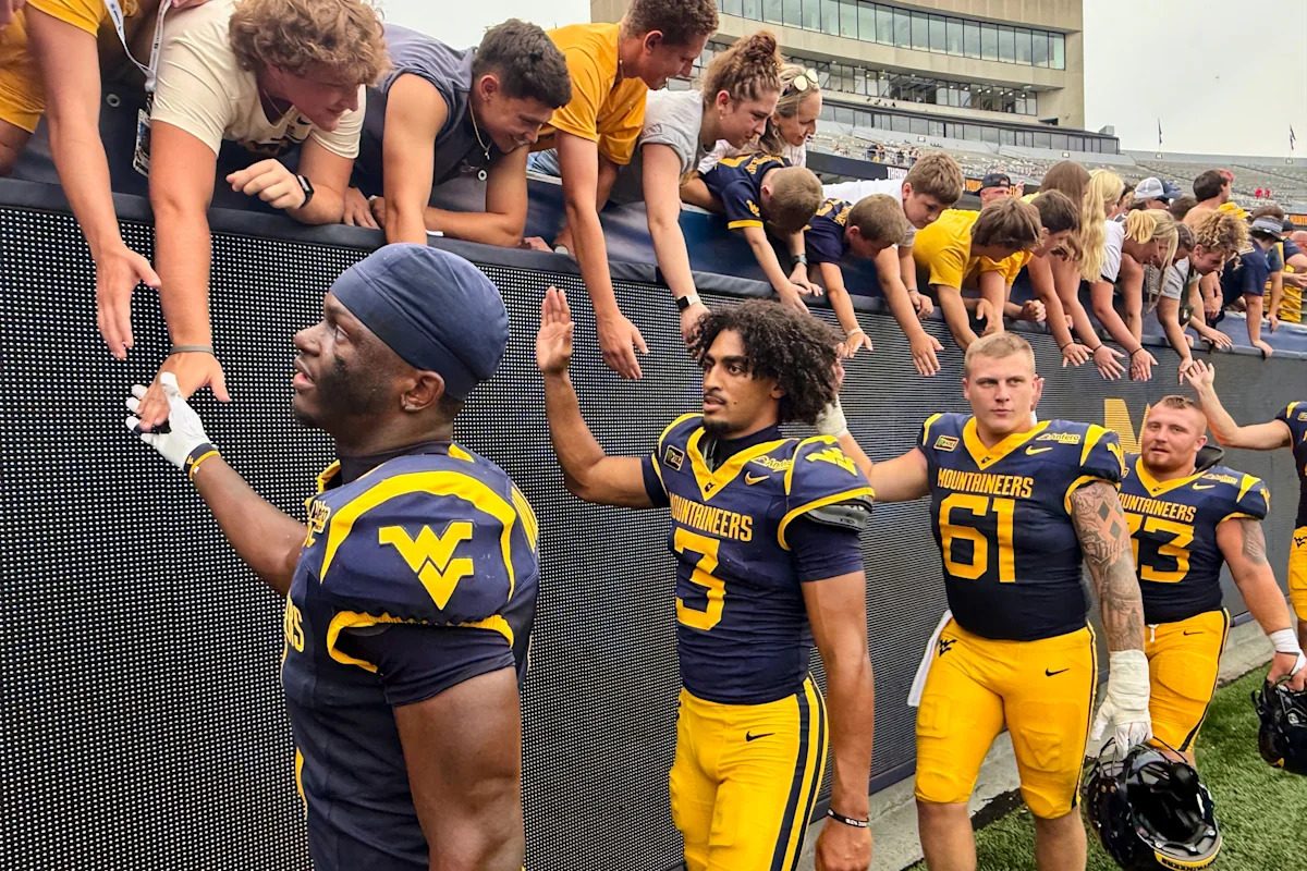 Hawkins accounts for 4 TDs in West Virginia's 52-7 win over UT Martin