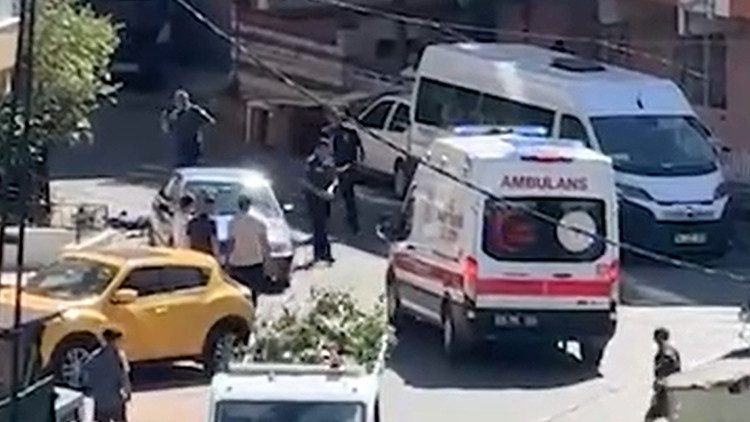 Maltepe’de silahlı saldırı: Yaralılar var