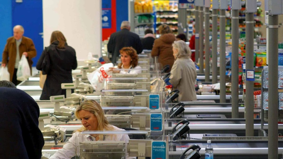 Kefir e robottini. Per un Paese in stallo gli italiani “inquieti” cambiano il carrello della spesa