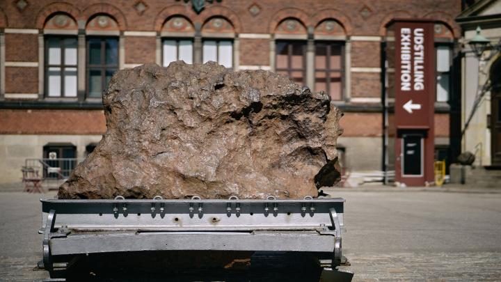 Dania zwróci Grenlandii po 60 latach 20-tonowy meteoryt