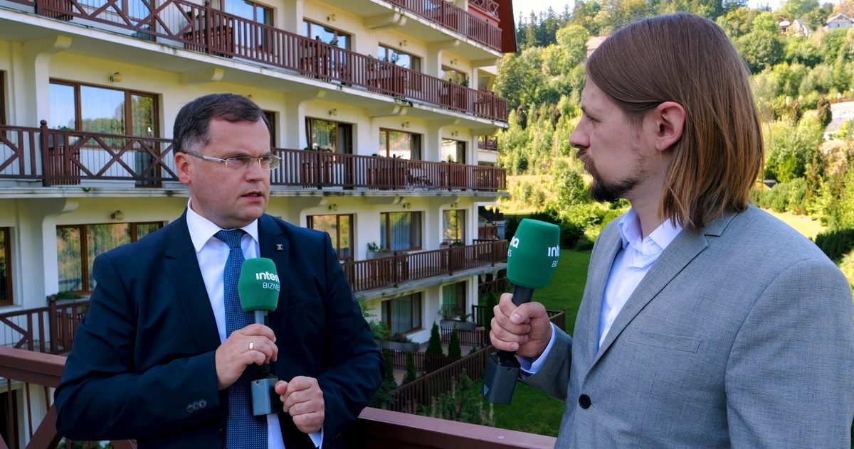 Większość Polaków nie spłaca kredytu przez 30 lat. "Średnio 8-9 lat"