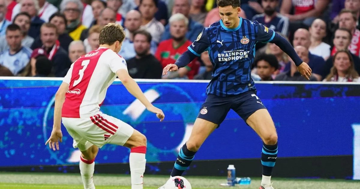 "Lachwekkend": PSV-coach laat geen twijfel bestaan over aanslag Ruben van Bommel