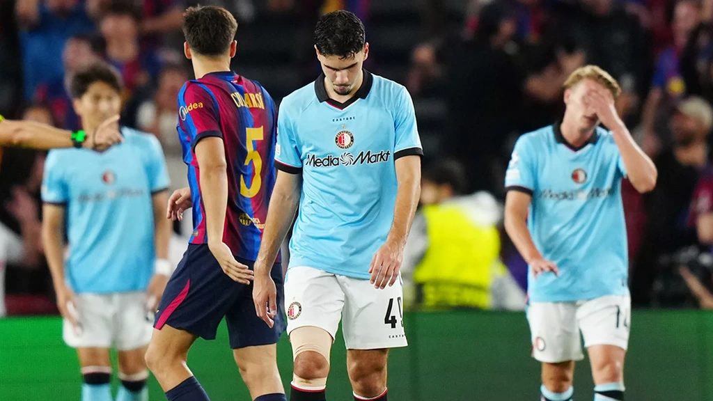 Feyenoord paar maten te klein voor Barcelona in Camp Nou: 5-1