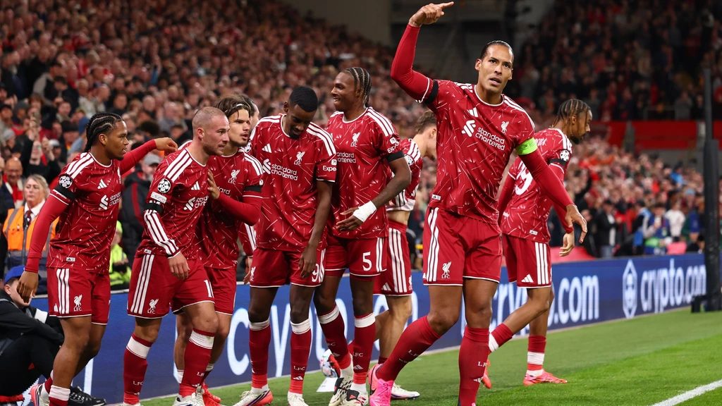 Bondscoach Xavi ziet Van Dijks Liverpool nipt winnen van Atlético