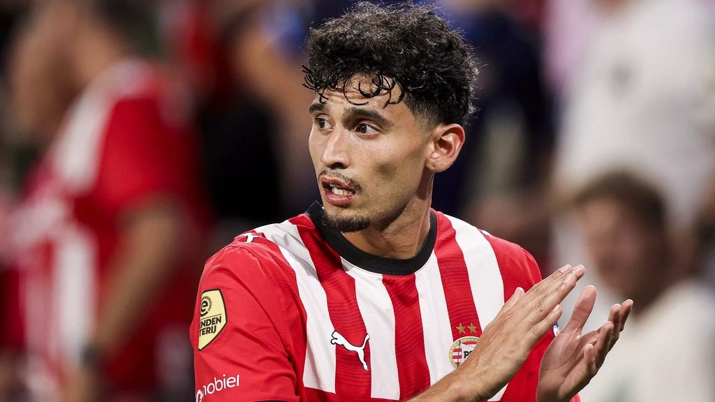 Pepi voelt zich klaar voor hoofdrol bij PSV: 'Complete spits worden'