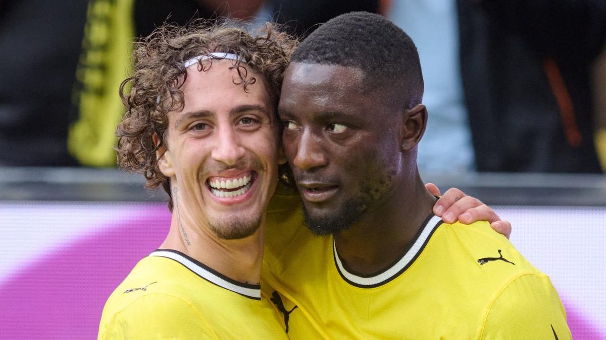 Dank Starter Silva: Borussia Dortmund schlägt Paderborn