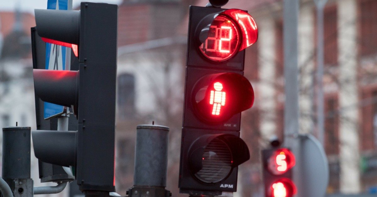 Sekundniki na skrzyżowaniach. Minister: zleciliśmy opracowanie wytycznych