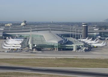 Las aerolíneas rechazan sufragar la ampliación de El Prat por el mar