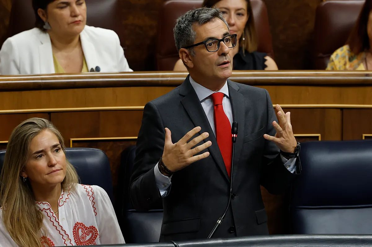 El ministro de Justicia pone en duda el auto del Supremo sobre la 'ley de nietos': "Es muy discutible jurídicamente"