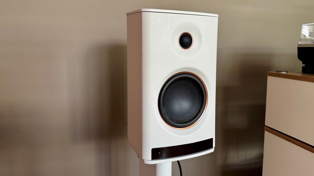 Yamaha NX-70A Review
