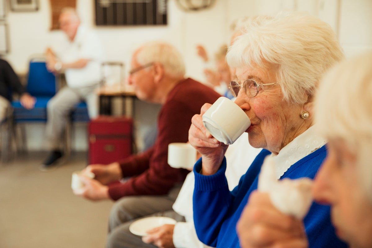 Drinking very hot tea and coffee can triple your risk of cancer, Oxford study finds