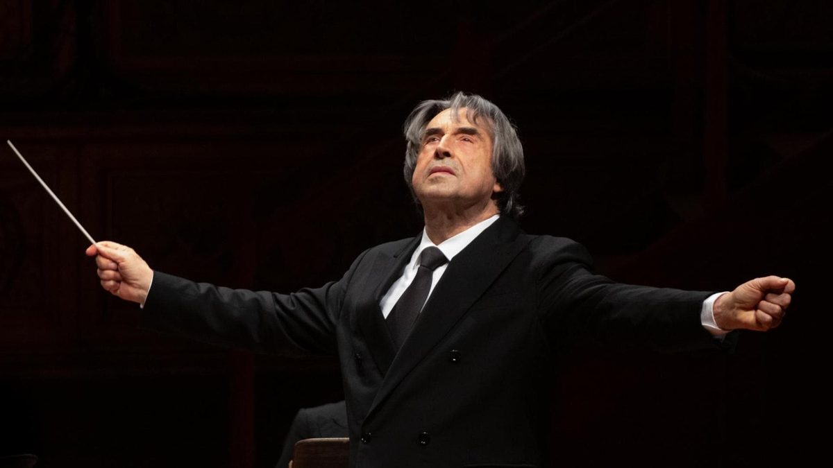 Riccardo Muti: “I governi, sia di destra che di sinistra, hanno fatto schifo su Villa Verdi”