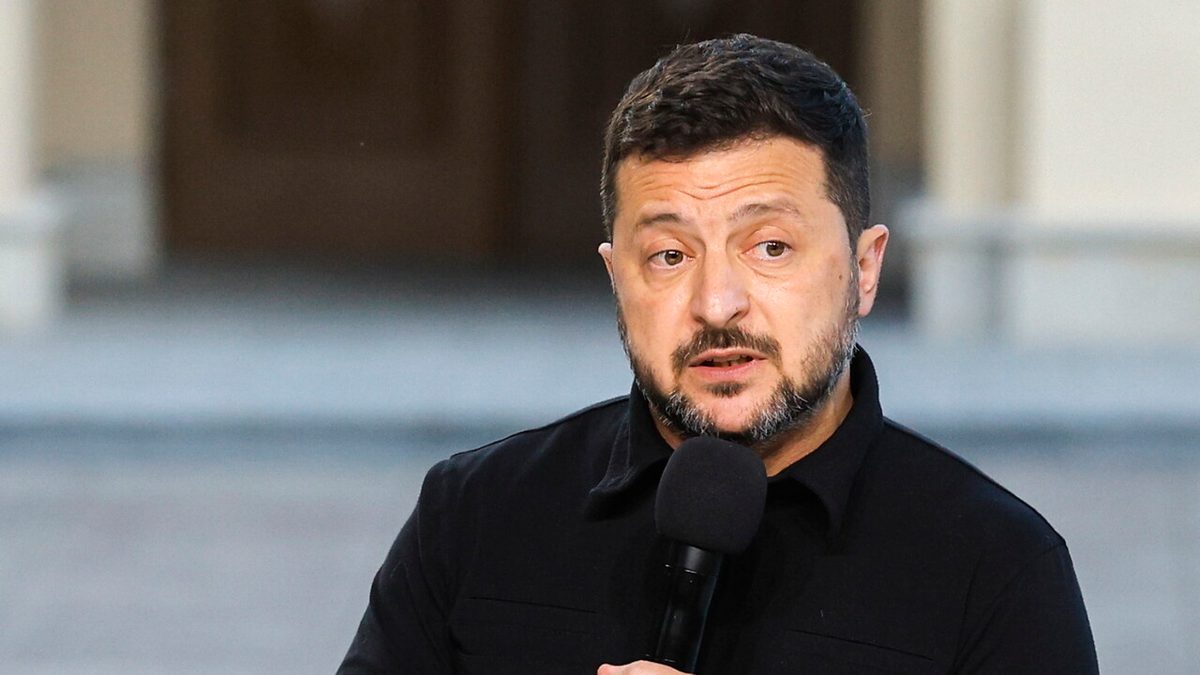 Ucraina, Zelensky a Putin: 'Vediamoci al G20 a Miami'. Gelo di Mosca