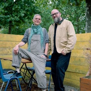 Michael (56) en Yvon (55) organiseren festival dat in het teken staat van doorleven na verlies door zelfdoding: ‘Er geb…