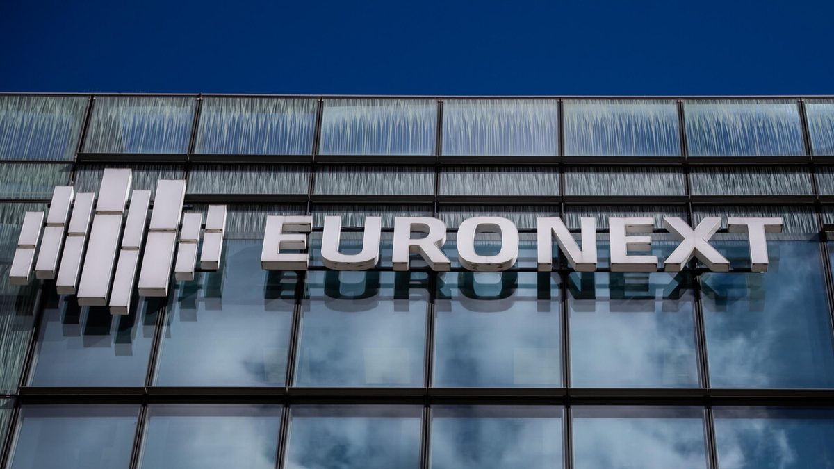 Borsa: l'Europa frena dopo il rialzo della Bce, Milano invariata