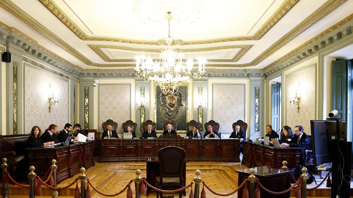 El TS ve un "peligro serio" de que la limpieza del proceso electoral se vea afectada "gravemente" si no suspende la 'le…