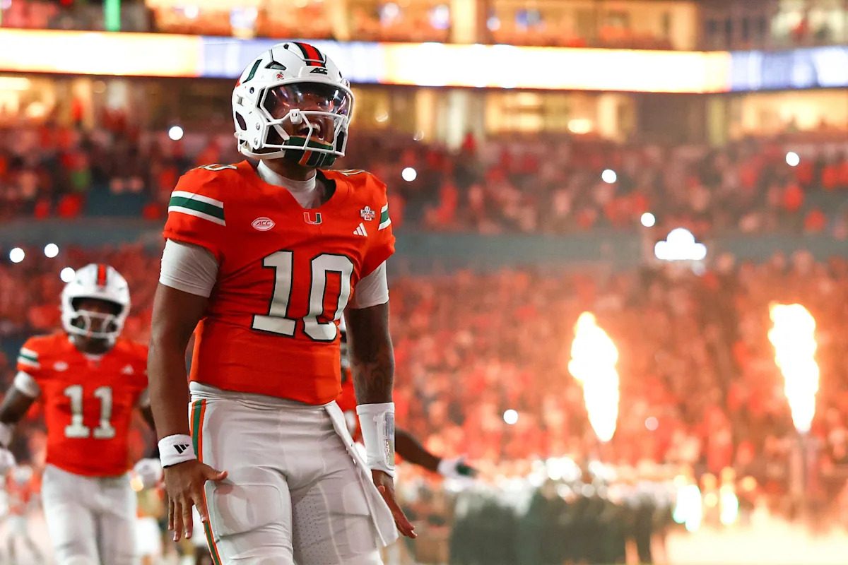 Miami Hurricanes open as favorites over Wake Forest Demon Deacons in Week 3