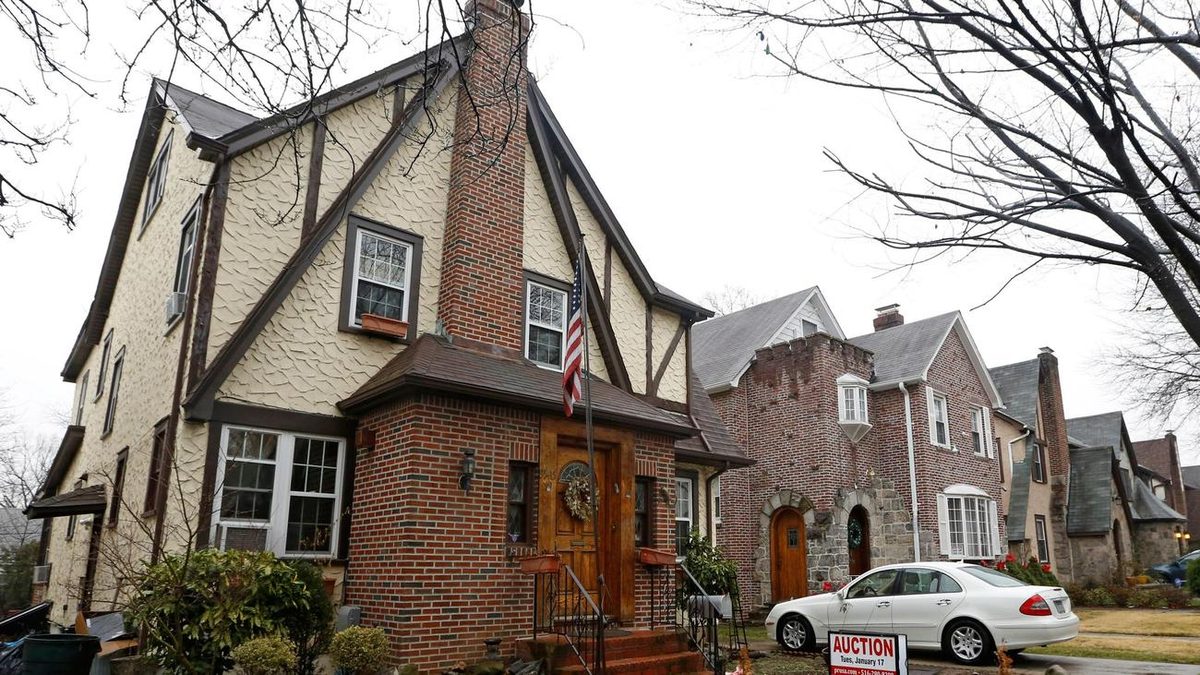 Immobiliengeschäft: Berichte: Trumps Elternhaus in New York verkauft