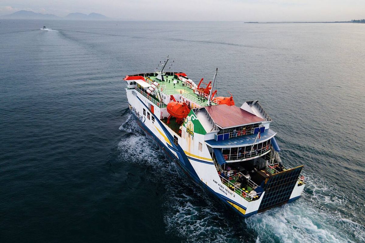 Indonesia, persi i contatti con traghetto con 243 persone a bordo