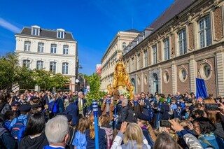 5000 personnes et un cordon tombé du ciel… Depuis l’an 1009, Valenciennes accueille la plus ancienne procession d’Europe