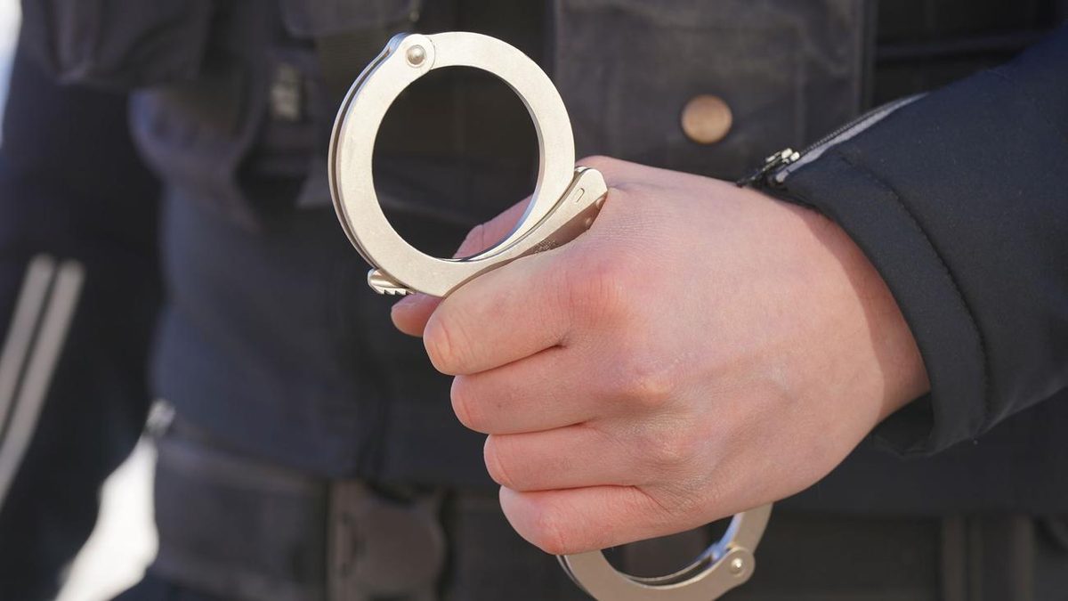 Mit Sprengstoff experimentiert: Nach Sprengstofffund: 38-Jähriger in U-Haft