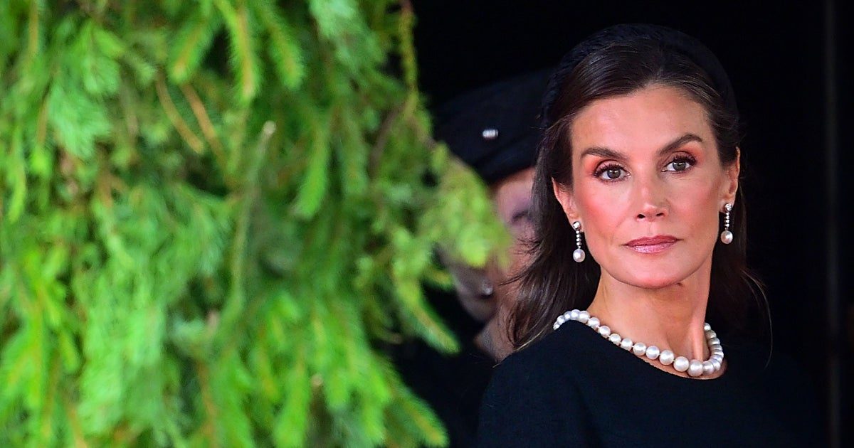 La combinación de luto con la que la Reina Letizia y Máxima de Holanda coincidieron en el funeral del rey Harald de Nor…