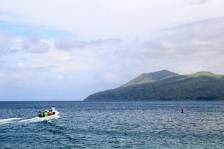 Au moins un mort et 30 disparus dans le naufrage d’un ferry au Vanuatu, un avion français déployé