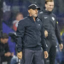 Schreuder na pijnlijke avond NEC: 'Dit was mijn allerslechtste wedstrijd als trainer'